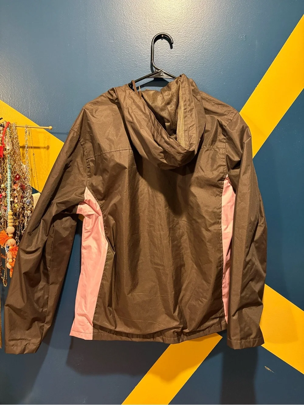 i5 Dark Chocolate & Pink Lightweight Jacket NWT